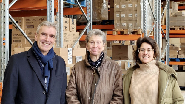 Norbert Lindemann (Geschäftsführer HHHG), Dr. Juliane Kronen (Mitgründerin und Geschäftsführerin Innatura gGmbH) und Marie-Charlotte Claßen (Stv. Geschäftsführerin HHG, rechts) haben die Kooperation verkündet. 
