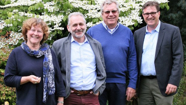 Johannes Welsch (r.) gehört jetzt zusammen mit Cornelia Pötschke-Kirchhartz, Bernd Brodeßer (2. v. l.) und Dr. Dirk Deppe zur Geschäftsführung von Gärtner Pötschke.