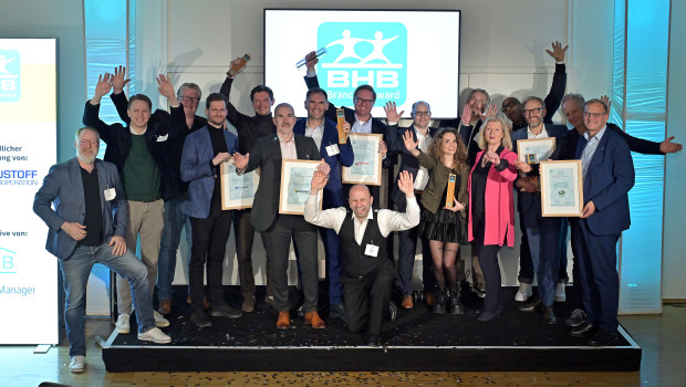 Die Gewinner des BHB-Branchen-Awards 2026 nach der Preisverleihung im Kölner Tanzbrunnen.