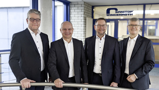 Christoph Bender, Uwe Schröder, Christian Hajek und Dr. Bernd-Michael Brunck (v.l.) vereinen die neue und alte Geschäftsführung. 