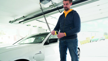 Neue smarte Antriebe von Schellenberg: Für mehr Komfort rund um die Garage