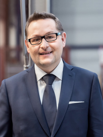Die Führung des Unternehmens liegt weiterhin bei Christian Strebl als CEO. Die Führung des Unternehmens liegt weiterhin bei Christian Strebl als CEO.